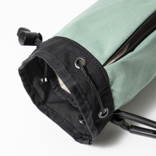 JONES ジョーンズ　ポーチ グレー Amazon.co.jp: JONES [ジョーンズ] Caddie Passport Charcoal
