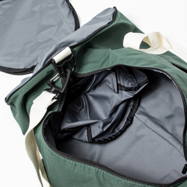 JONES(ジョーンズ）- Varsity Duffle （ダッフルバッグ）- Dark