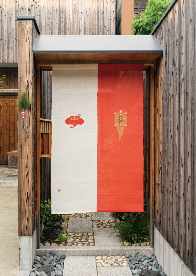 草木染め麻のれん　梅絵柄 草木染め麻のれん 梅絵柄 - メルカリ