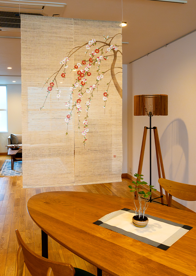 のれん「源平枝垂れ桃」