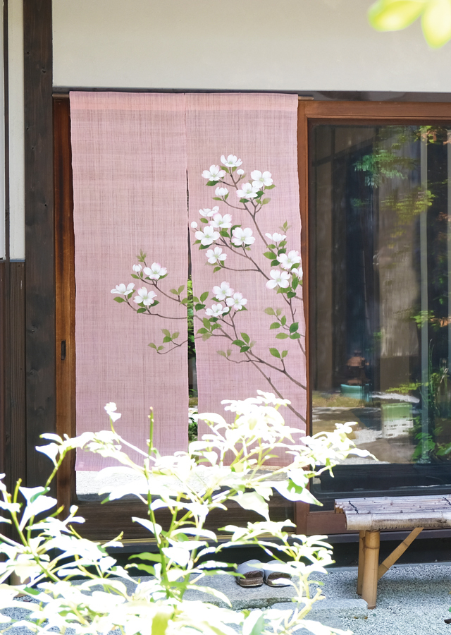 【新品】京都洛柿庵　手描き本麻のれん 「楓にかわせみ」 手染め麻のれん「楓にかわせみ」 [京都洛柿庵オンラインショップ]
