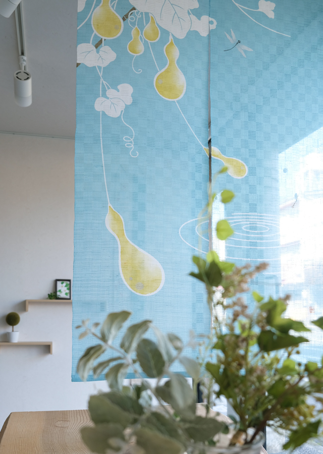 ●新品・麻混手描き六瓢福雀のれん 2枚セット丈150cm丈170㎝● Amazon | 麻混手描き六瓢箪福雀のれん 170cm | 株式会社てらさき | のれん