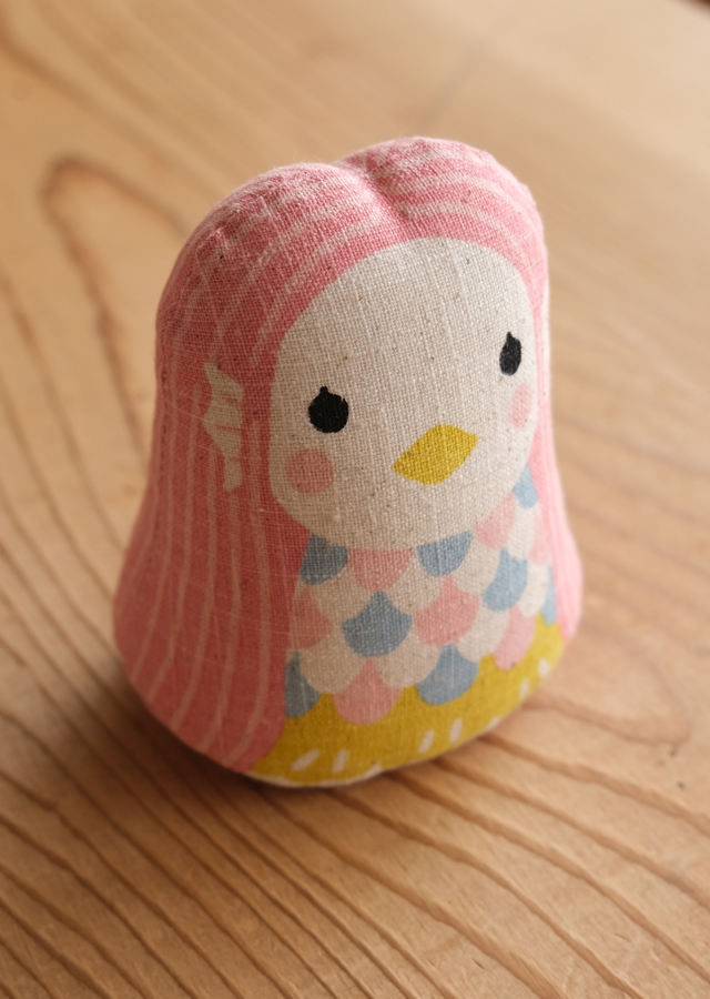 麻人形「アマビエ・ピンク」