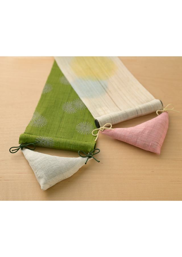 手染め麻細タペ掛け香「虹の雫」 [京都洛柿庵オンラインショップ]