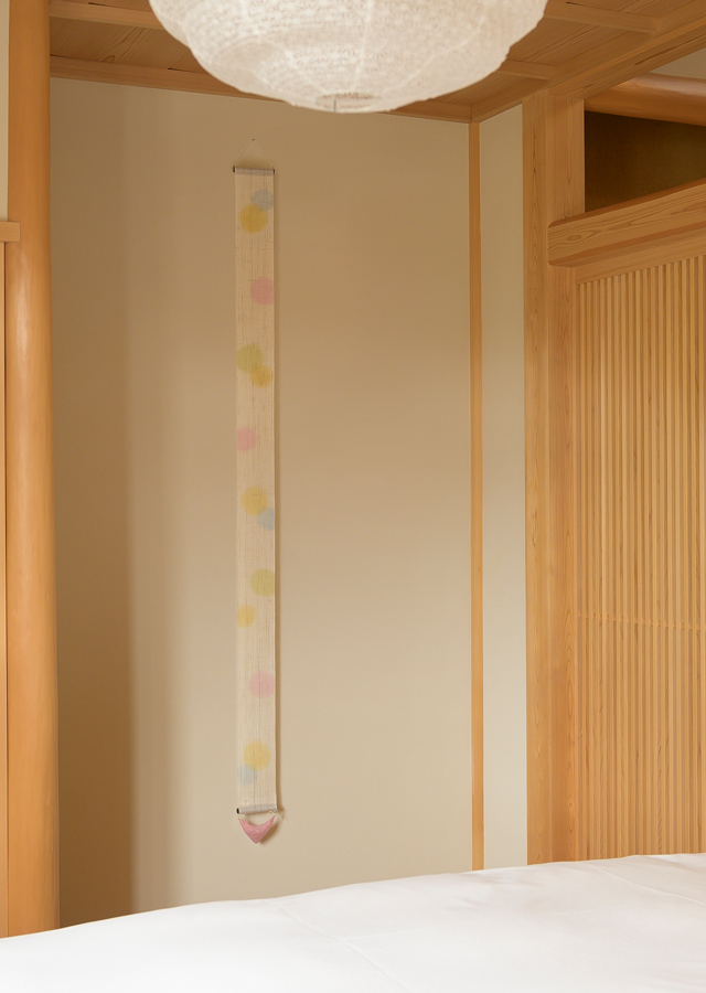手染め麻細タペ掛け香「虹の雫」 [京都洛柿庵オンラインショップ]