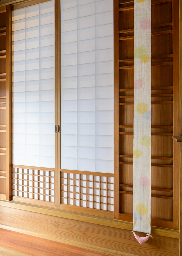 手染め麻細タペ掛け香「虹の雫」 [京都洛柿庵オンラインショップ]