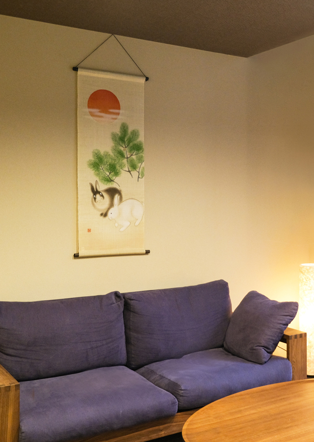 迎春タペストリー「日の出うさぎ」