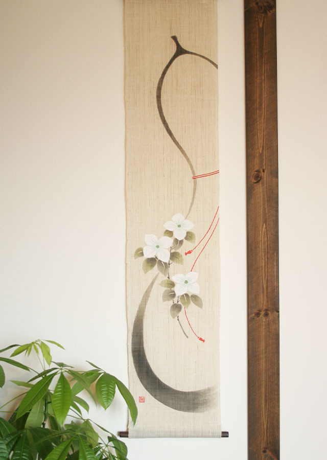 手描きタペストリー「瓢箪に山法師」