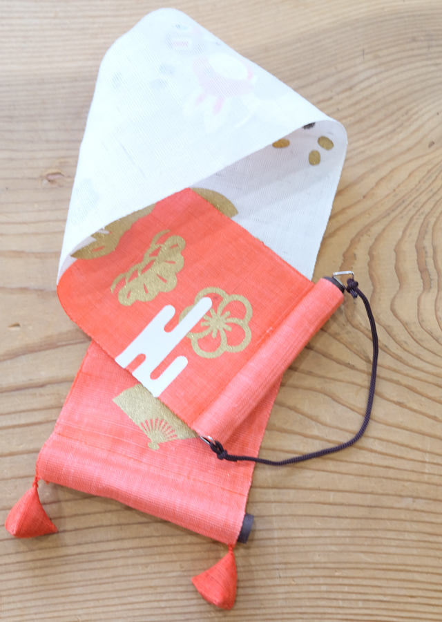 手染め麻豆タペストリー「大黒うさぎ」[京都洛柿庵オンラインショップ]