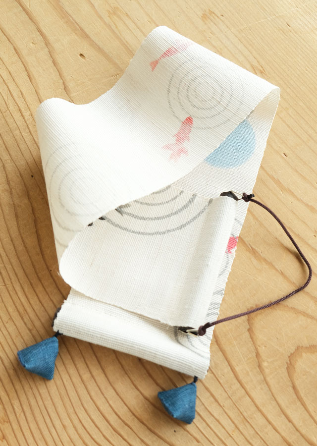 【洛柿庵店舗限定】豆タペストリー「みなも」