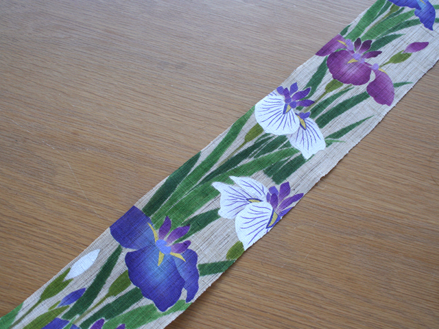 細タペストリー「菖蒲の花」