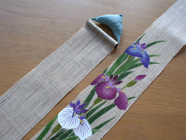 細タペストリー「菖蒲の花」