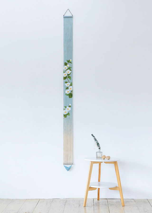 手染め麻細タペストリー「姫沙羅」 [京都洛柿庵オンラインショップ]