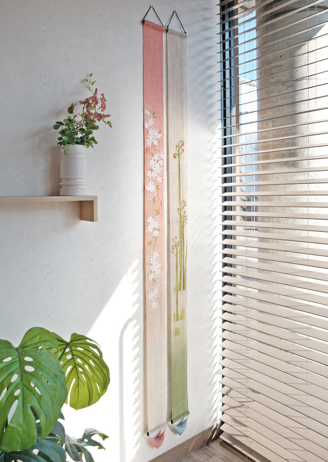 細タペストリー「桜しだれ」「さわらび」