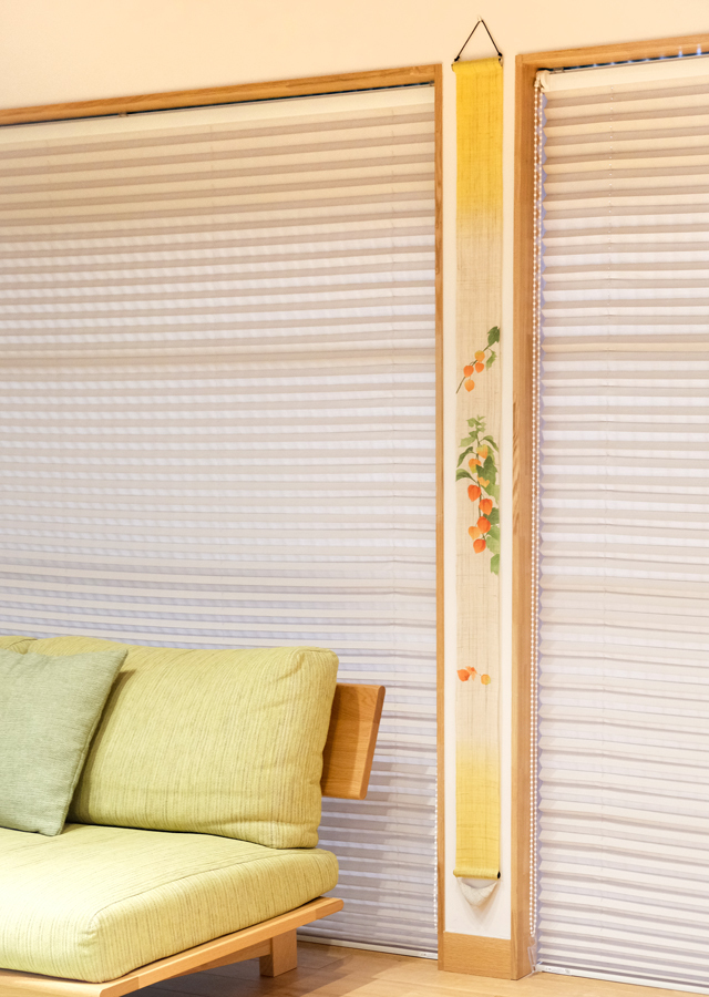 細タペストリー「ほおずき」