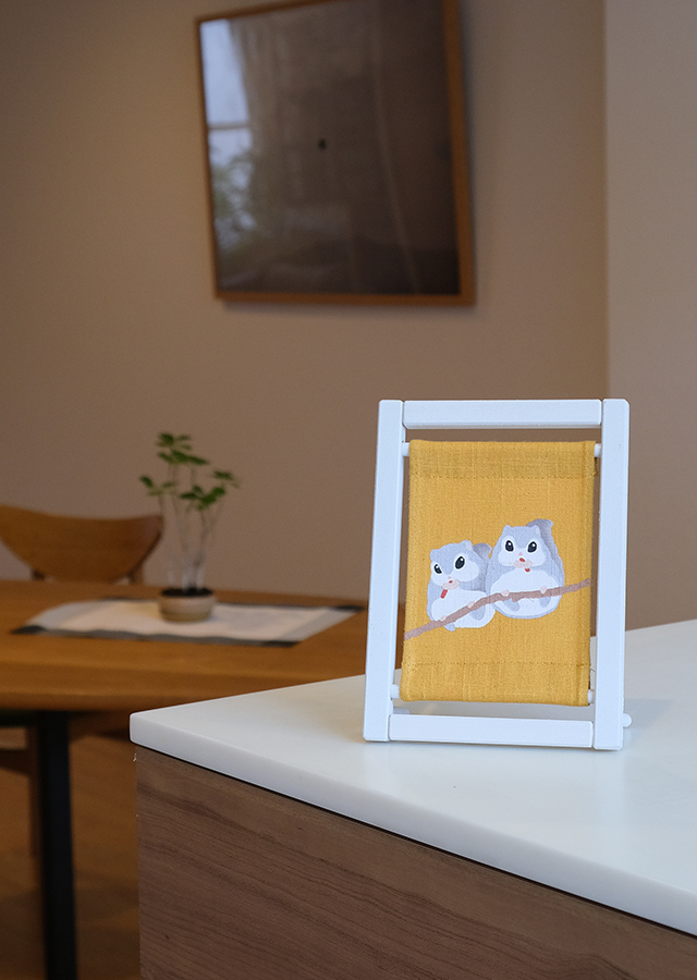 手染め麻 koyomiフレーム「エゾモモンガ」 [京都洛柿庵オンラインショップ]