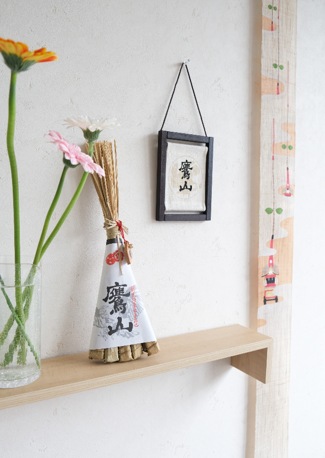 鷹山保存会協賛品】ミニ木枠タペストリー「鷹山」 [京都洛柿庵