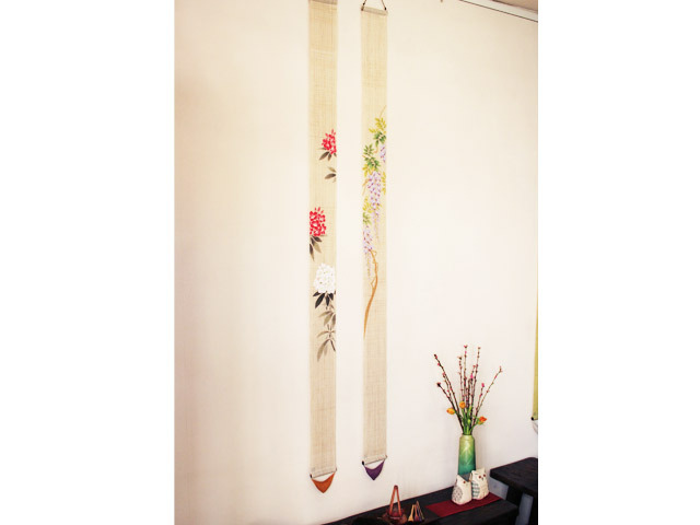 手染め麻細タペストリー「藤紫」 [京都洛柿庵オンラインショップ]