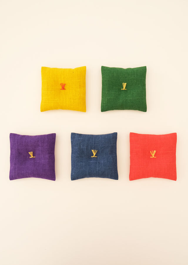 福来ら麻人形 「麻の小座布団」[京都洛柿庵オンラインショップ]