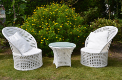 【在庫処分　半額】ラタン調テーブル&チェア 3点セット