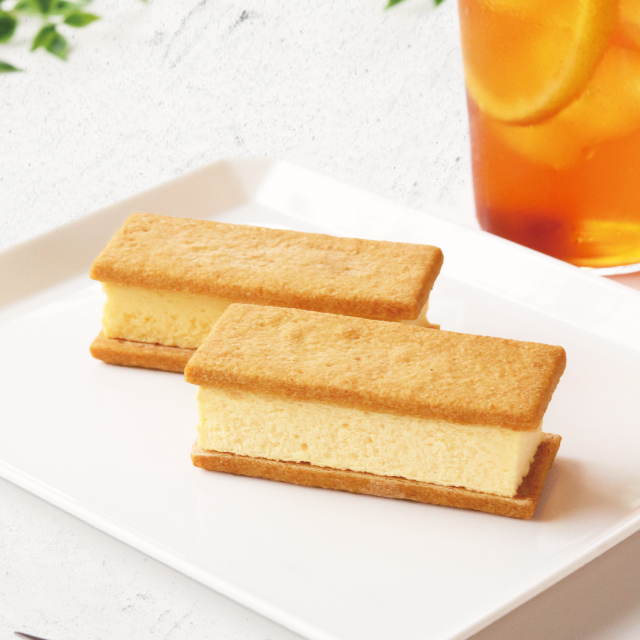 【季節限定】チーズケーキサンド〈 プレーン & れもん 〉セット