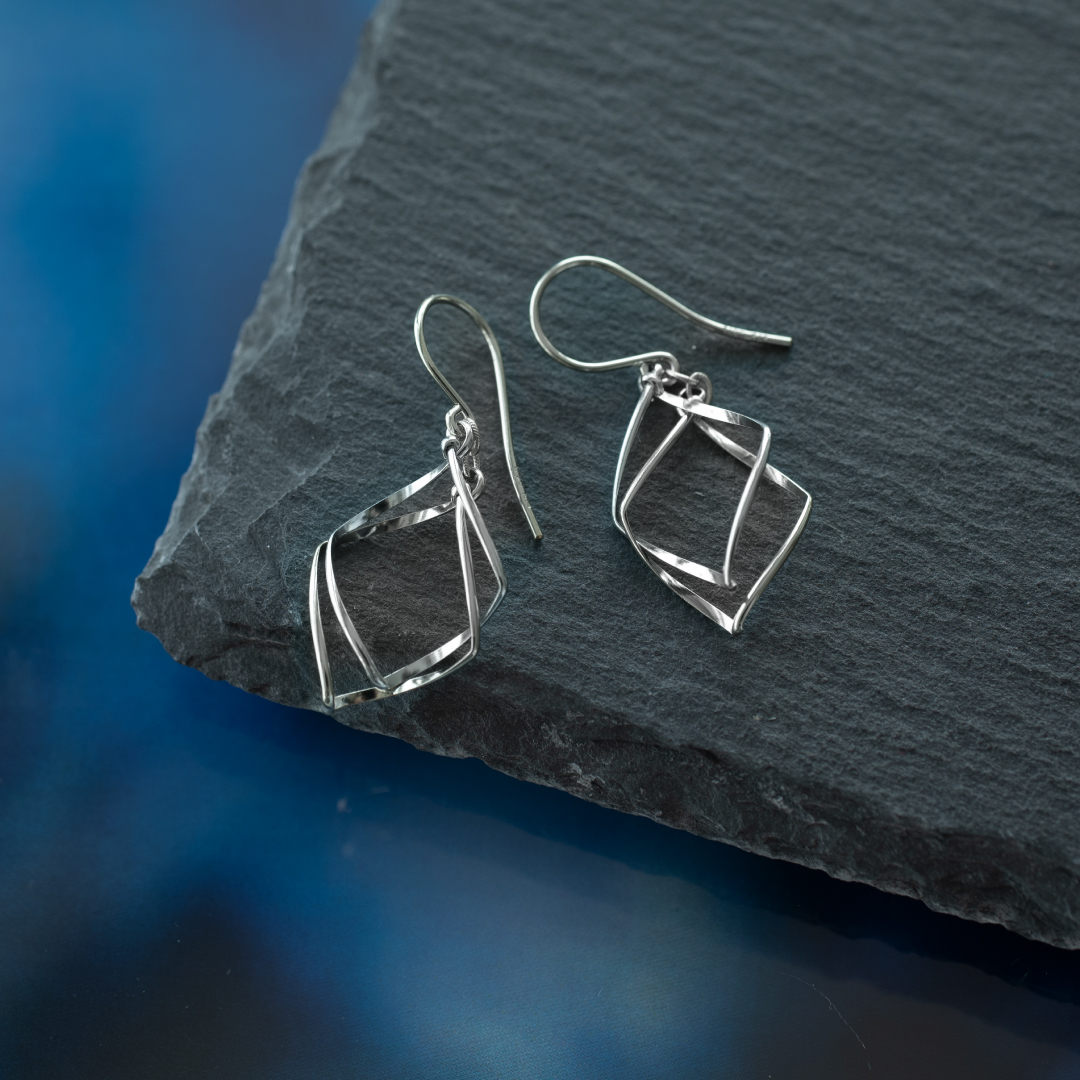 フックピアス K14ゴールドフィルド プラチナコーティング(GF/ひし形/四角/スクエア)[0852200121]