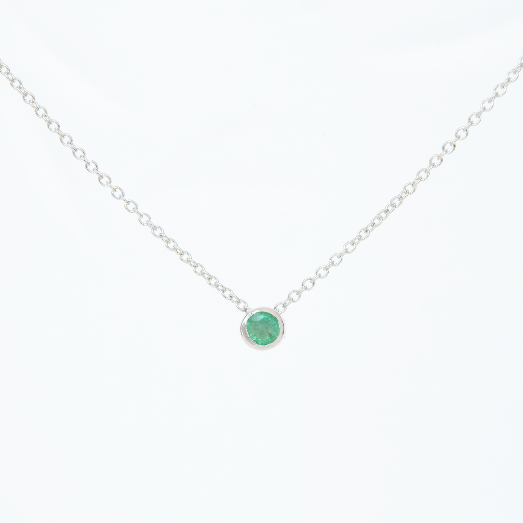 【PURE】ネックレス シルバー925 ロジウムコーティング エメラルド