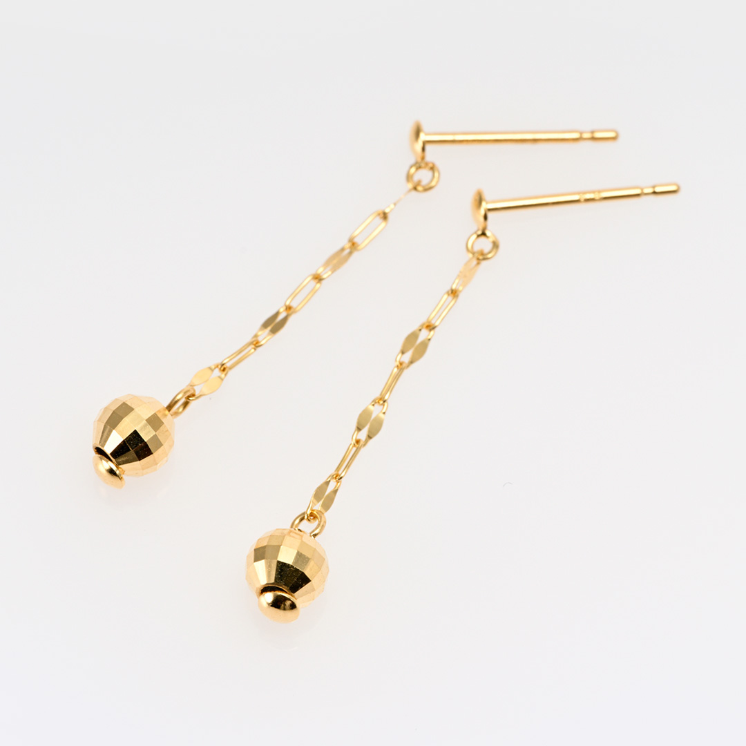 ピアス K18イエローゴールド