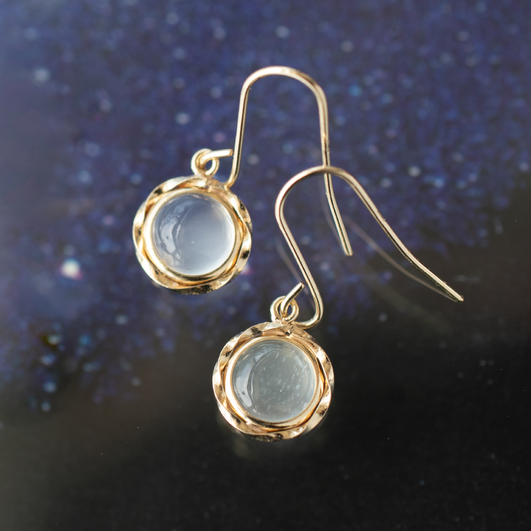 フックピアス K10イエローゴールド ムーンストーン