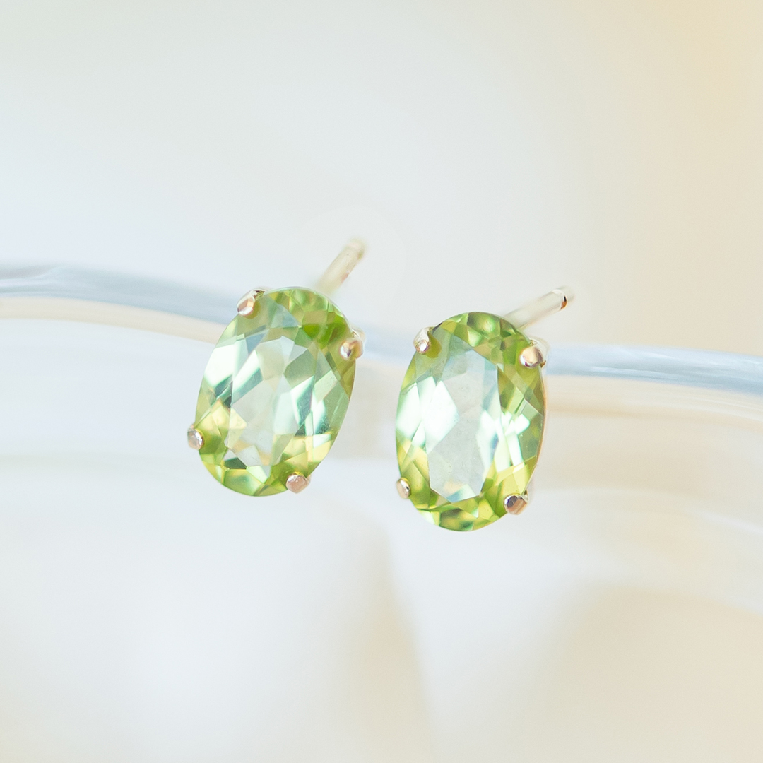 ピアス K10イエローゴールド ペリドット(8月誕生石)[5752308001]