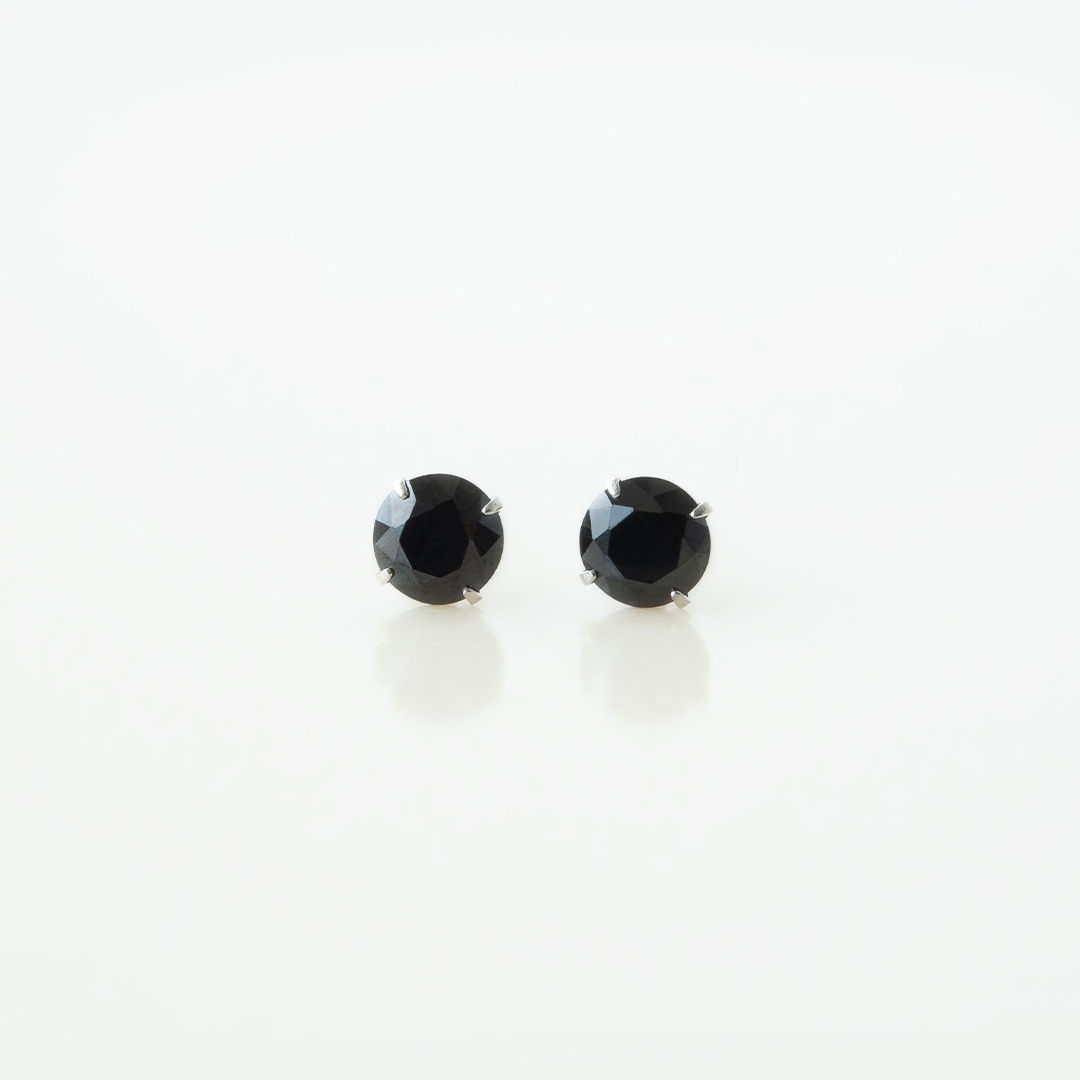 ピアス プラチナ 4mmブラックキュービックジルコニア