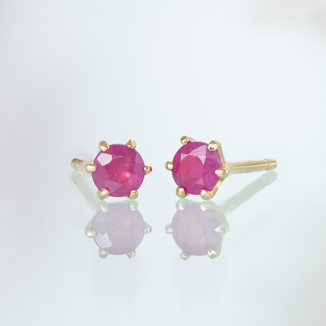 ピアス K18イエローゴールド ルビー (7月誕生石) [6252307004]