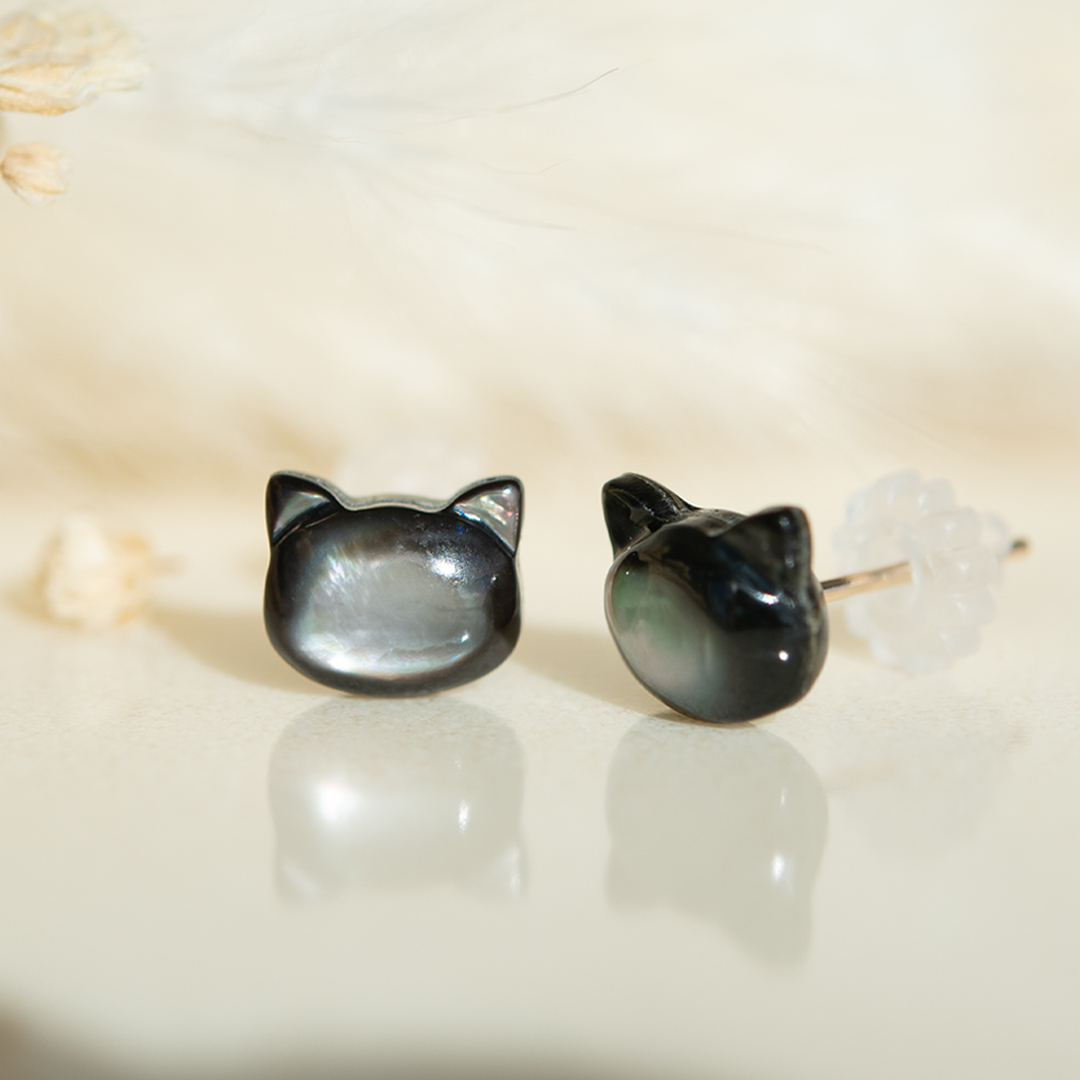 ピアス K10イエローゴールド ブラックシェル