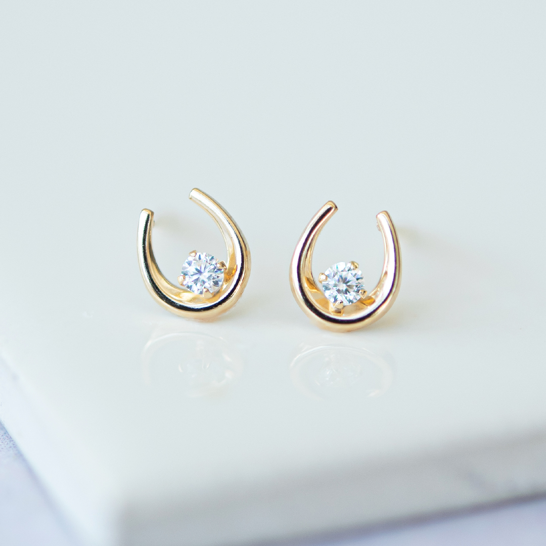 ピアス K18イエローゴールド キュービックジルコニア(馬蹄/ホースシュー)[6252350110]