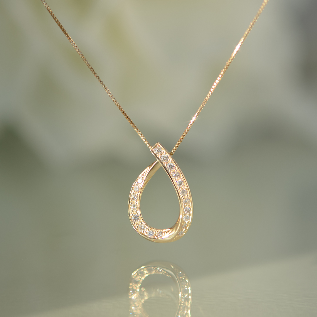 【鑑別カード付き】ネックレス K18イエローゴールド ダイヤモンド