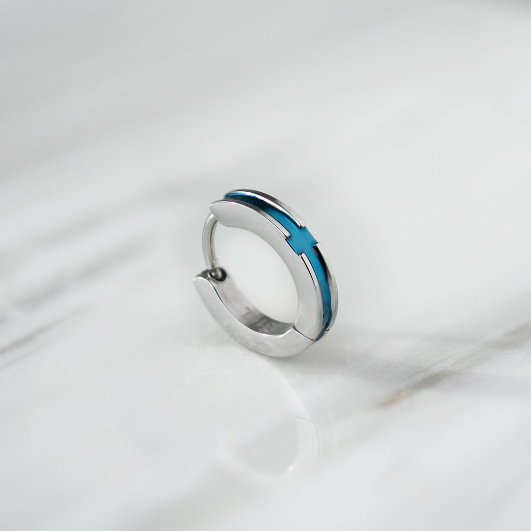 中折れピアス サージカルステンレス ブルーIPコーティング