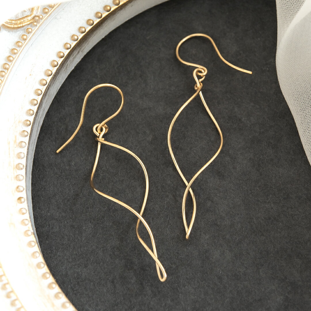 フックピアス K14ゴールドフィルド