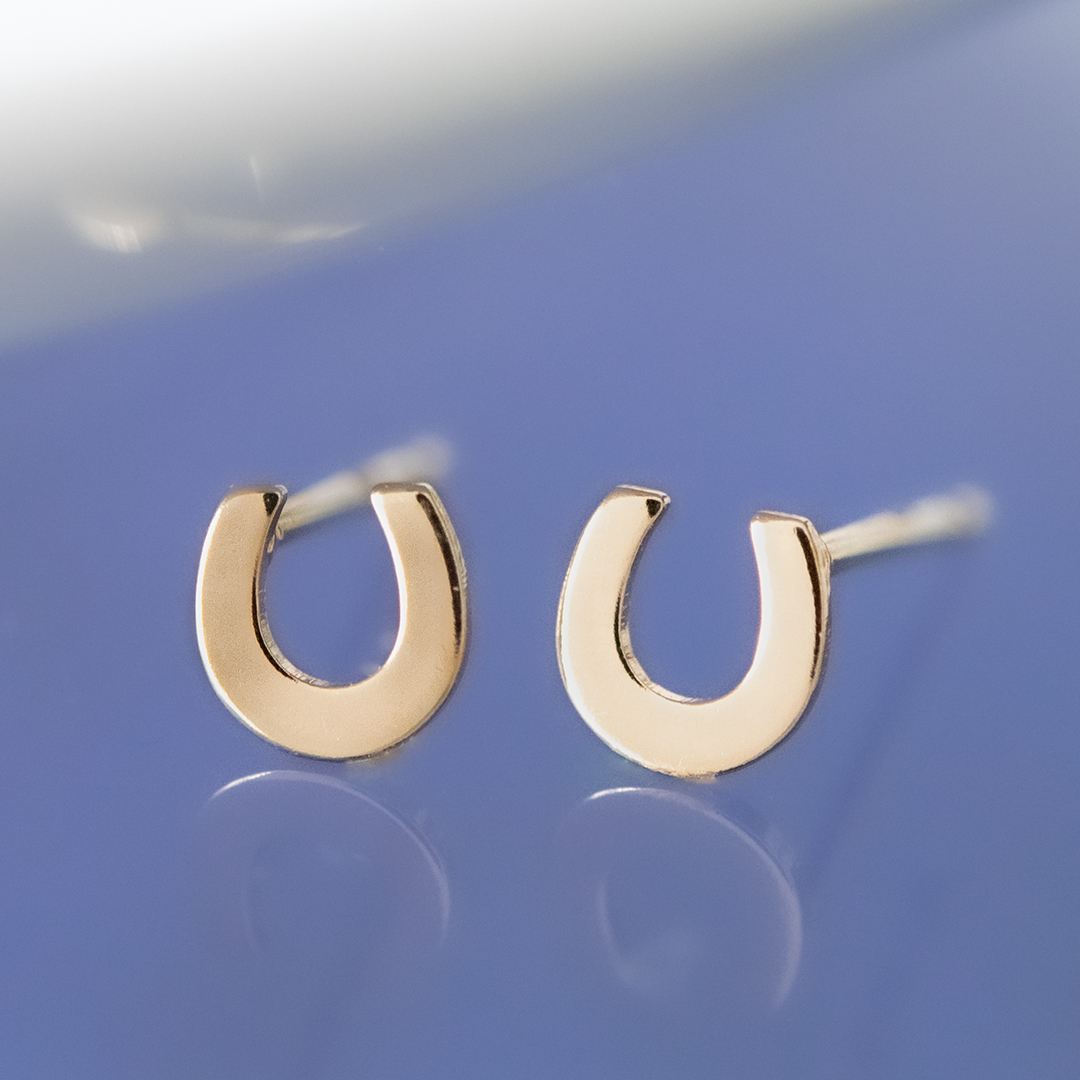 ピアス K10イエローゴールド