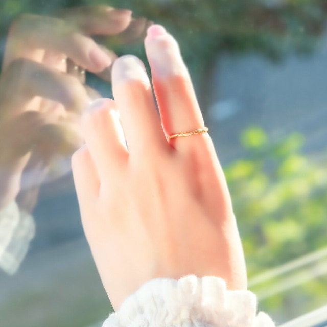 リング K10イエローゴールド (地金)(ツイスト)[0611300105