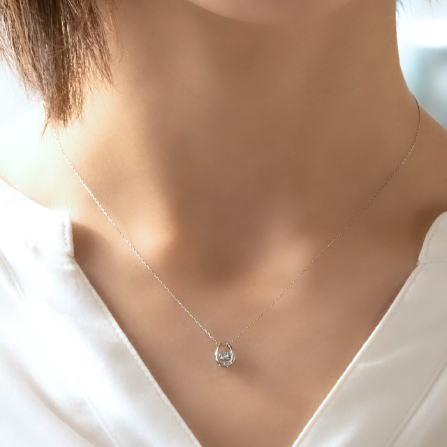 ネックレスプラチナ アイスブルーダイヤモンド0.05ct ダイヤモンド合計 