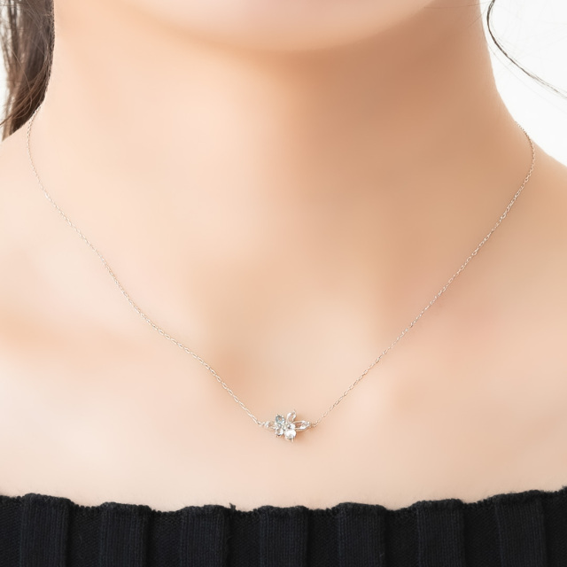 ネックレス K10ホワイトゴールド ホワイトトパーズ ムーン