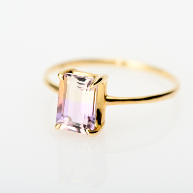 グラデーションの美しい輝き！[アメトリン]アメジスト×シトリン