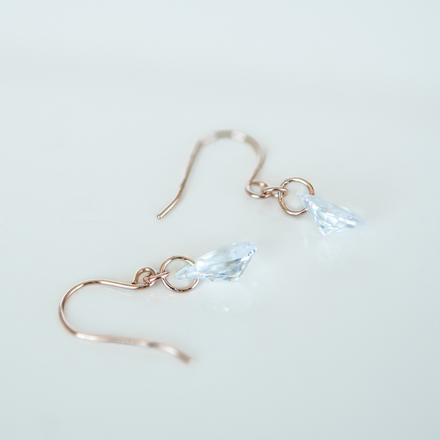 フックピアス K10ピンクゴールド キュービックジルコニア アクセサリー