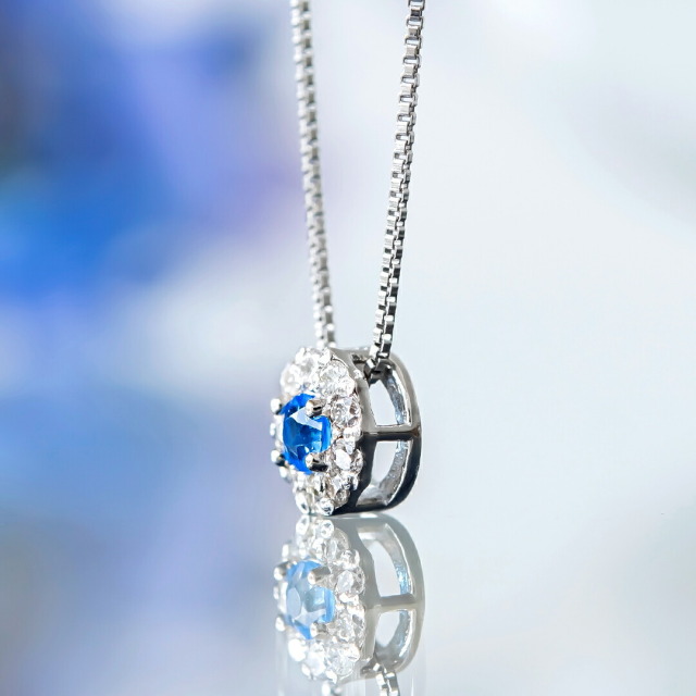 天然アウイナイト/天然ダイヤモンドネックレス PT 豊満 