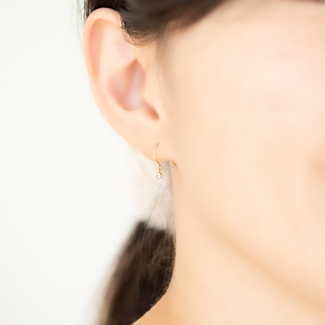 ぺぺ/K18/ピアス 2025 Christmas gift collection】フックピアス K18ピンクゴールド