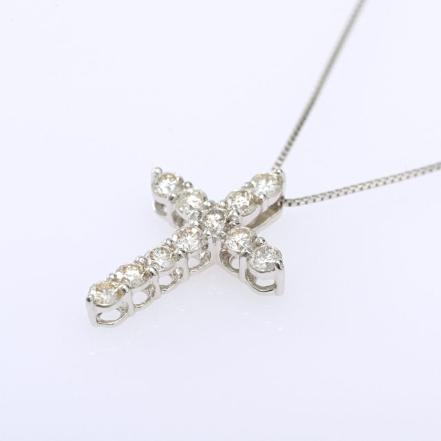 究極美品】十字架にダイヤのネックレスcl 高い 