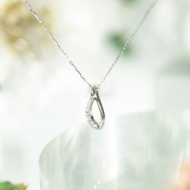 ネックレス プラチナ ダイヤモンド アクセサリーPePe オンラインストア