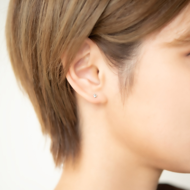 1点限り 特別価格】ピアス プラチナ ダイヤモンド アクセサリーPePe