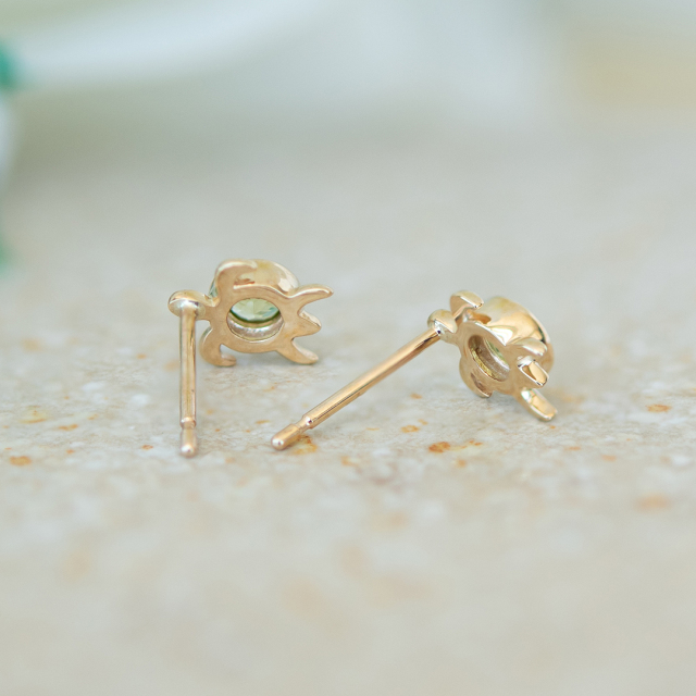 ペリドット♡緑【キュイキュイ】K10 ゴールド ピアスキャッチ☆アガット 好きも ピアス K10イエローゴールド ペリドット(8月誕生石)(亀/カメ