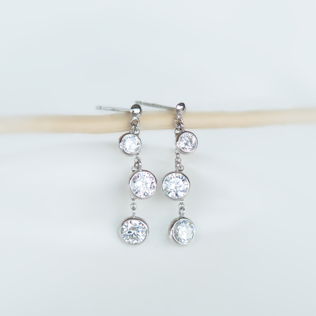 ピアス K10ホワイトゴールド キュービックジルコニア アクセサリーPePe